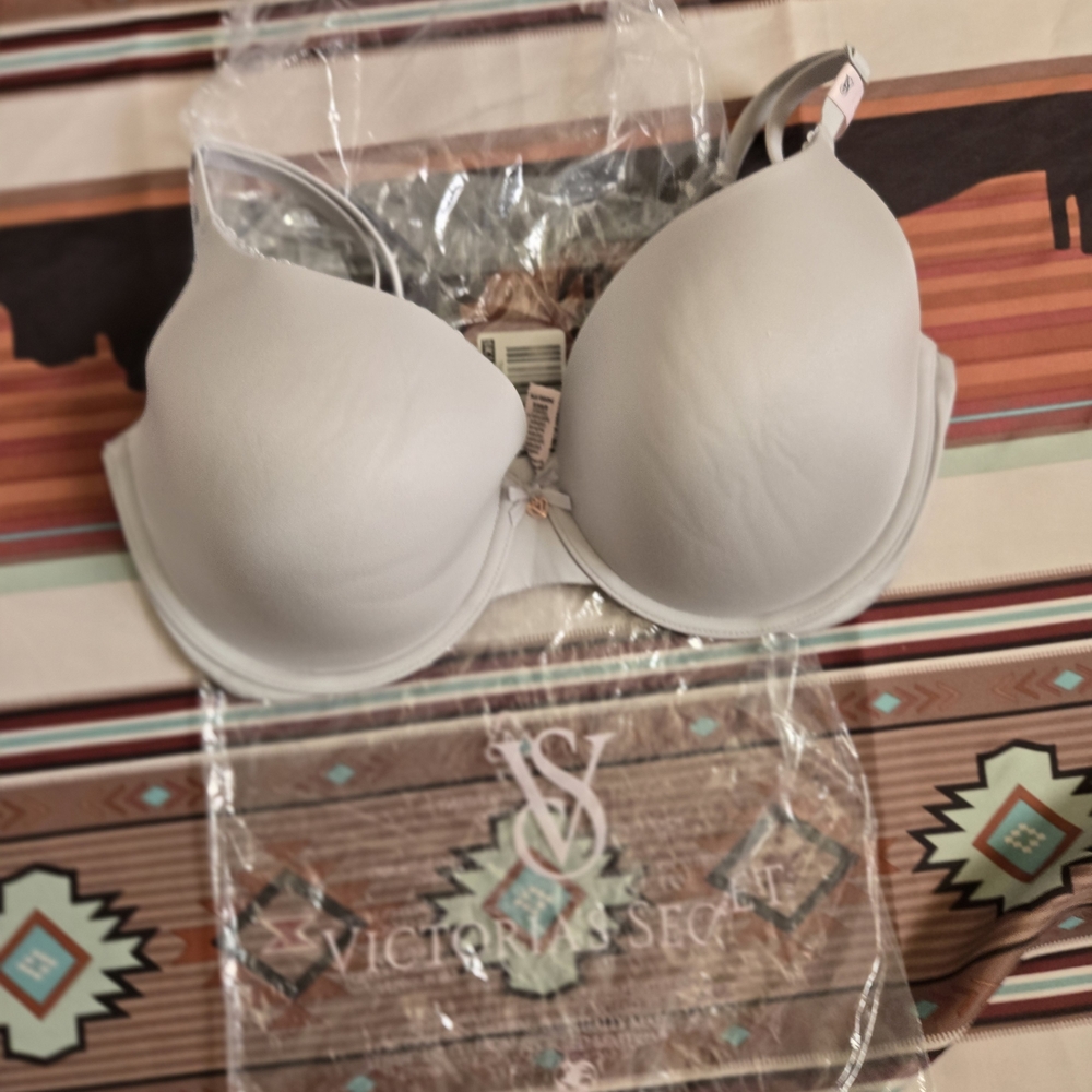 Victoria's Secret Gray Bra
